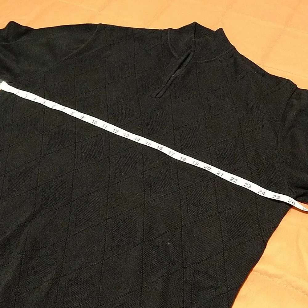 Claiborne Men's Sweater - Picture 6 of 10